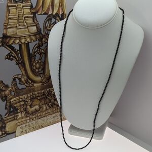 Bellezza Sleek Black Necklace with Reflective Glass Beads 18k Gold Closure